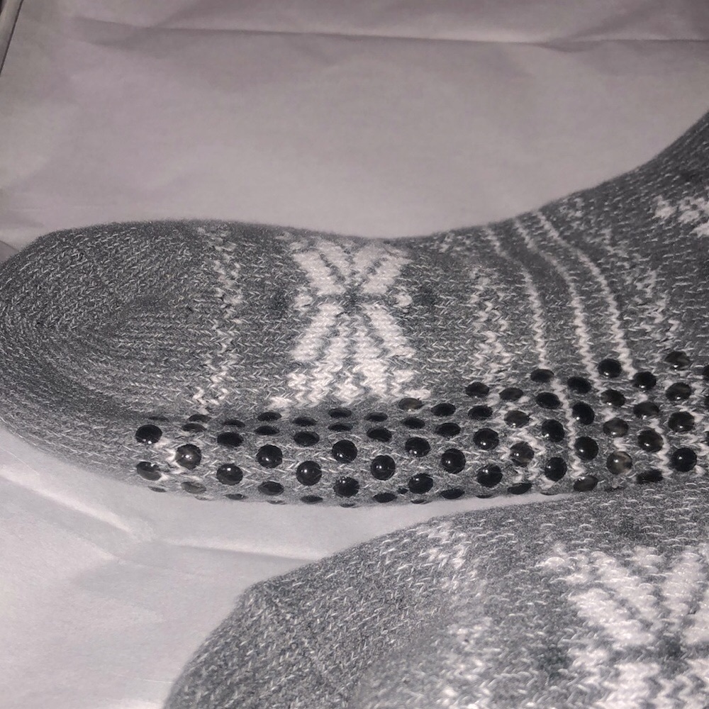 Gray Winter Patterned Socks - Picture 4 of 4